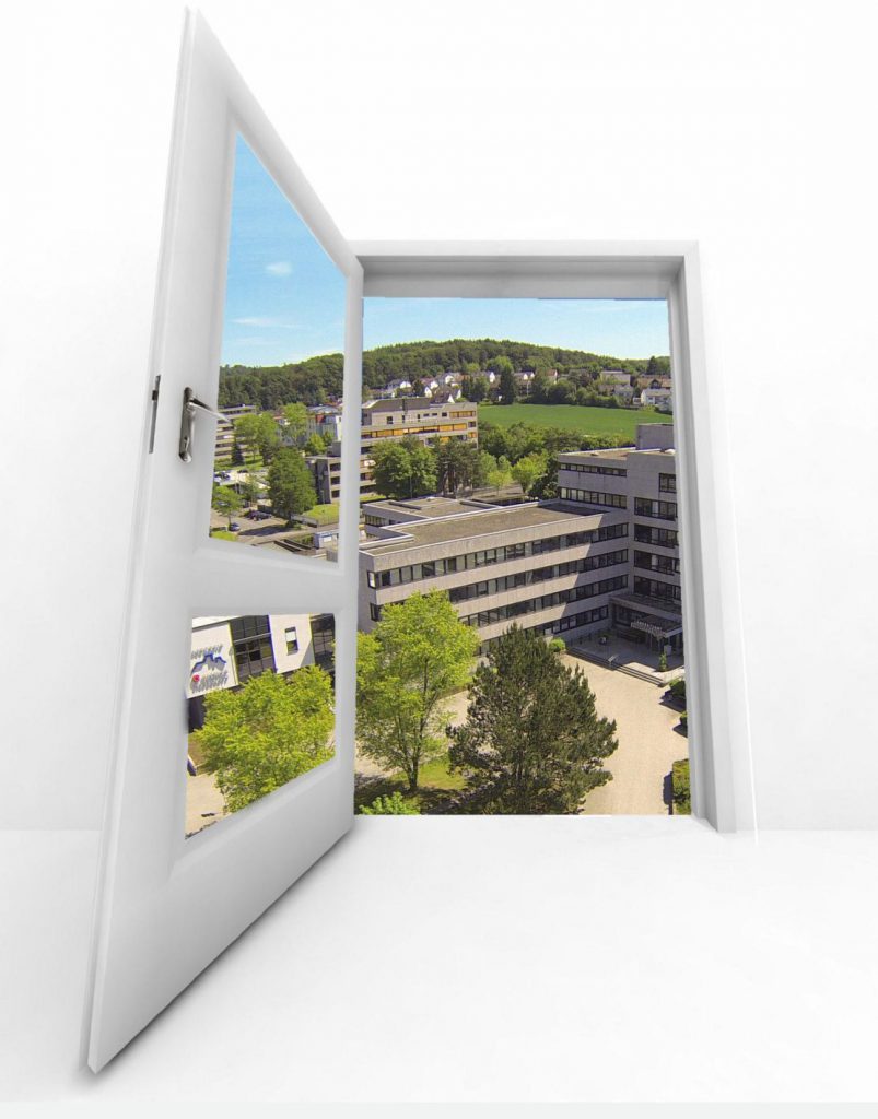 Das Kreishaus durch einen "Fensterrahmen" betrachtet