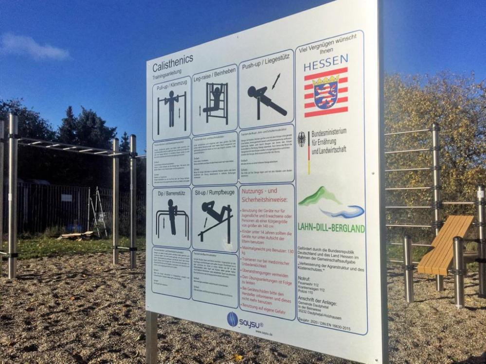 Infoschild zu Fitnessübungen