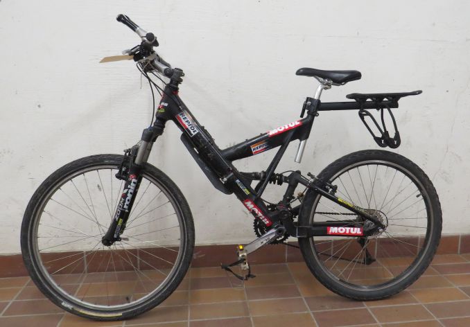 Ein Fahrrad im Keller